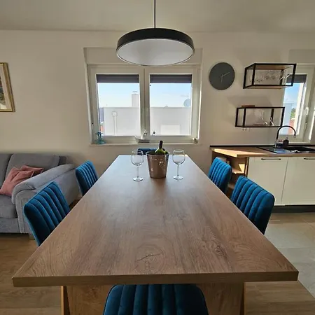 Apartman At Glance Zára