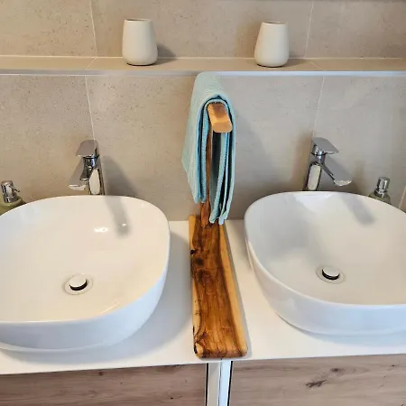 Apartman At Glance Zára