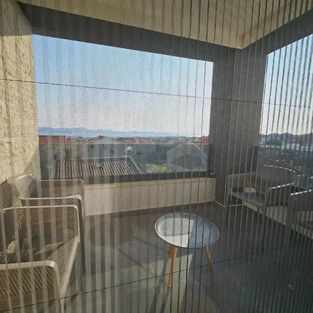 At Glance Apartman *